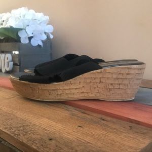 FINAL SALE Italian shoemakers wedges
